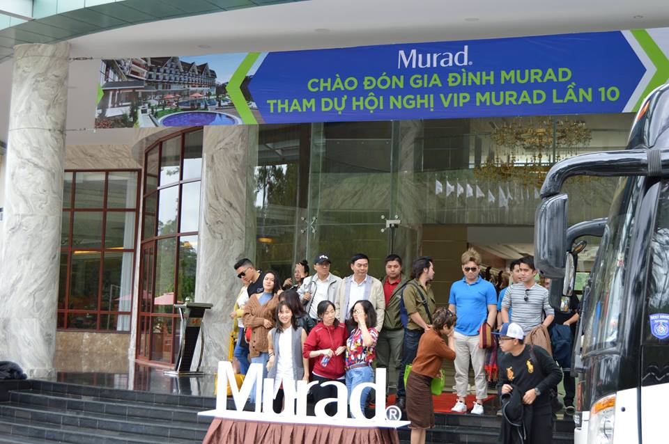 Swiss-Belresort Tuyen Lam welcome Murad Team